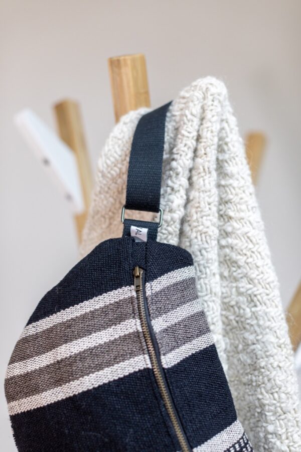 Grand Sac Banane noir et blanc – Image 2